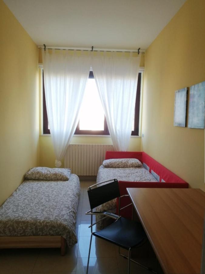 "La Casa Di Mariagrazia" Rooms Con Cucina Condivisa E Terrazza Sammichele Di Bari Luaran gambar