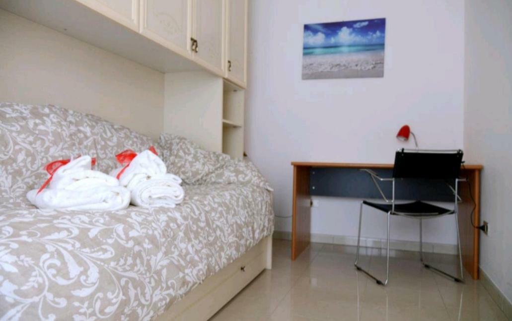 "La Casa Di Mariagrazia" Rooms Con Cucina Condivisa E Terrazza Sammichele Di Bari Luaran gambar
