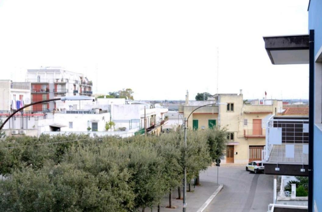 "La Casa Di Mariagrazia" Rooms Con Cucina Condivisa E Terrazza Sammichele Di Bari Luaran gambar