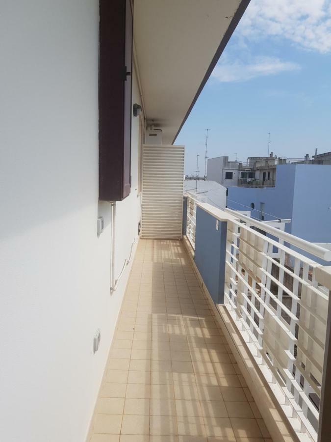 "La Casa Di Mariagrazia" Rooms Con Cucina Condivisa E Terrazza Sammichele Di Bari Bilik gambar