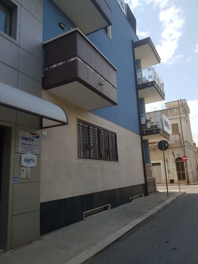 "La Casa Di Mariagrazia" Rooms Con Cucina Condivisa E Terrazza Sammichele Di Bari Luaran gambar