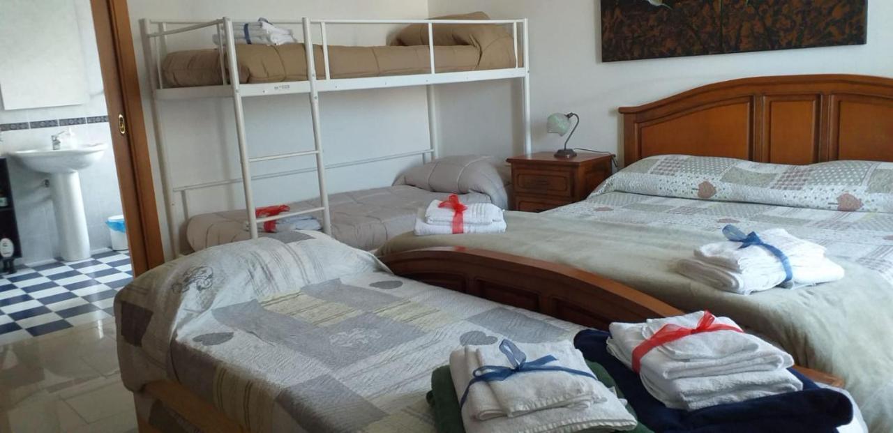 "La Casa Di Mariagrazia" Rooms Con Cucina Condivisa E Terrazza Sammichele Di Bari Luaran gambar